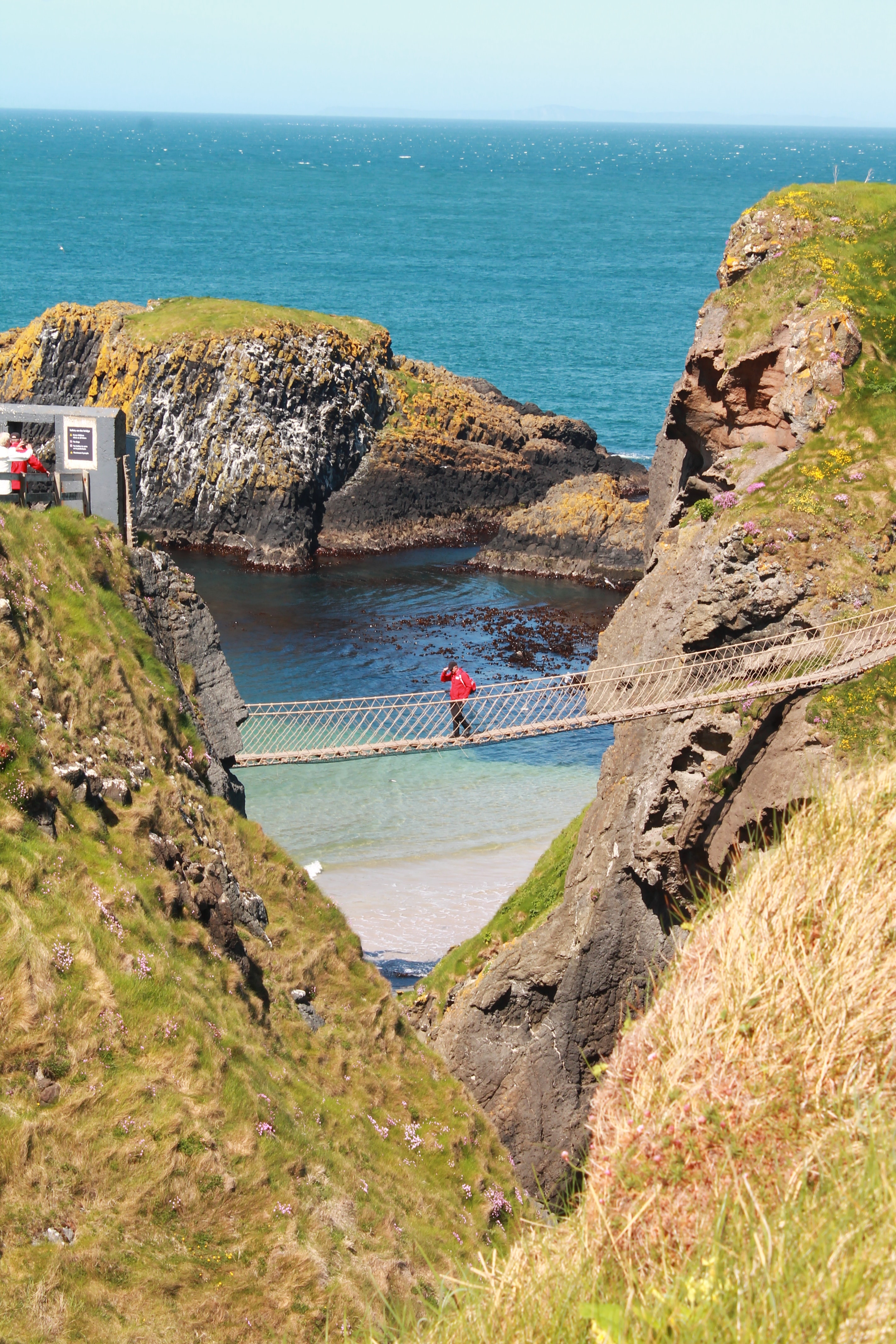 Photo of Carrick-A-Reed rope bridge, Ballintoy, Northern Ireland